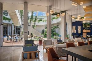 Hilton Garden Inn Cancun Airport休息區