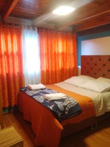 hostal ollantaytambo apartments 객실 침대