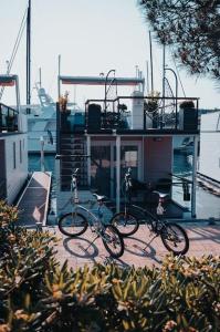 Galeri foto Marinavita - a floating house di Portoroz