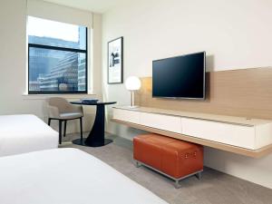 โทรทัศน์และ/หรือระบบความบันเทิงของ Hyatt Centric The Loop Chicago