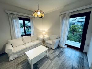 Zona d'estar a Orange Blossom Villa