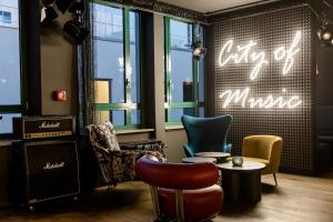 Istumisnurk majutusasutuses Motel One Mannheim