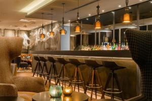 Khu vực lounge/bar tại Motel One Manchester-Royal Exchange