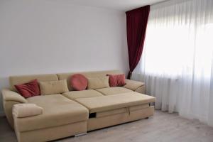 Apartament ILEV tesisinde bir oturma alanı