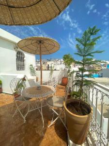 A balcony or terrace at Riad SULTANA