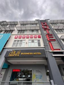 BANGI BUSINESS Hotel tesisinde sergilenen bir sertifika, ödül, işaret veya başka bir belge