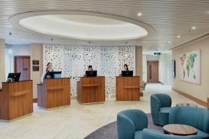 The lobby or reception area at Hilton Garden Inn London Heathrow Terminal 2 and 3