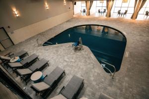 Bazen u ili blizu objekta Doubletree By Hilton Lubbock - University Area