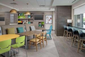 Χώρος καθιστικού στο Home2 Suites By Hilton Phoenix Airport South