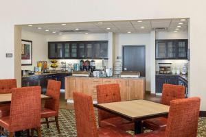 Restoran atau tempat makan lain di Homewood Suites by Hilton San Bernardino