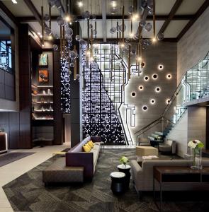 Area tempat duduk di Hampton Inn & Suites Chicago-Downtown