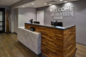 Preddverje oz. recepcija v nastanitvi Hampton Inn & Suites Las Vegas Airport