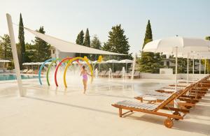 Bluesun Holiday Village Bonaca - Full Board Plus tesisinde veya buraya yakın yüzme havuzu