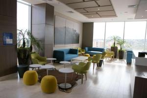 Seating area sa Hampton By Hilton Cucuta