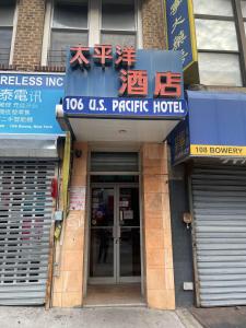 a building with a tos us uk pacific hotel at U.S. Pacific Hotel in New York