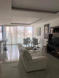 Apartamento Deluxe Santa Filomena休息區