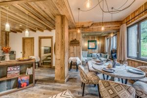 Prostor za sedenje u objektu Appartement FORNET à l'Hôtel LE VAL D'ISERE