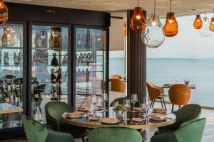 Thức uống tại Hilton Rijeka Costabella Beach Resort And Spa