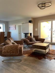 A seating area at Luxury/Urban Penthouse