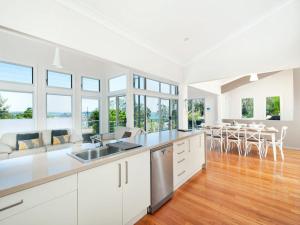 Φωτογραφία από το άλμπουμ του Beachside Haven - Your Perfect Oasis Home σε Nelson Bay