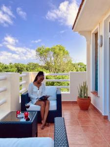 Un balcón o terraza en Hilda's Homestay