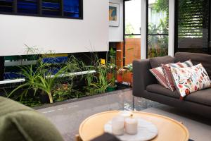 A seating area at Fairfield Palace