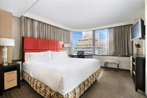 Cama ou camas em um quarto em Holiday Inn Express Denver Downtown by IHG