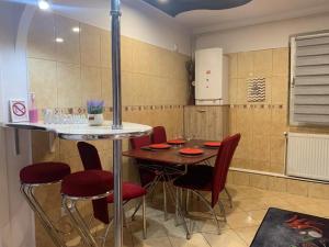 Galeri foto Apartament B Orizont di Bacau