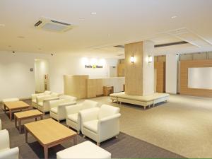 Prostor za sedenje u objektu Smile Hotel Kumagaya