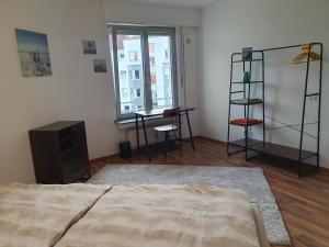 Stylish, cosy flat close to Cologne City Center房間的床