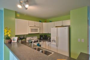 Una cocina o cocineta en Alii Villas Cozy 1BR Unit Near DT (5 Guests)