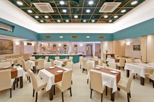 Restoran atau tempat makan lain di Hotel Central