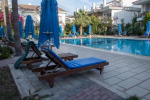 Bazen u ili blizu objekta Fethiye Calish Beach Duplex Apartment