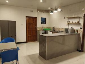 Dapur atau dapur kecil di Kasuba Apartments