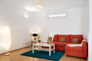 A seating area at Casa Rosi