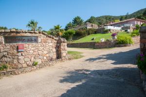 Paesaggio naturale nelle vicinanze del villaggio turistico