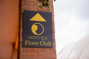 Certifikát, ocenenie alebo iný dokument vystavený v ubytovaní ARTEMIDE "Fiore Club" B&B SUITE SPA