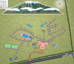 une carte d'un complexe avec une montagne en arrière-plan dans l'établissement Kilima Safari Camp, à Amboseli