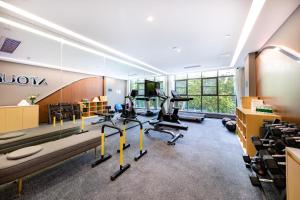 Gimnasio o equipo deportivo en Atour Hotel Shenzhen Nanshan Xili Station