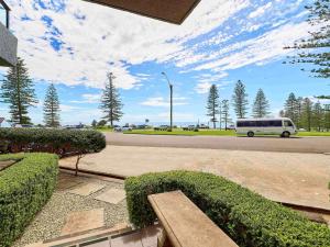 Vrt pred nastanitvijo ibis Styles Port Macquarie