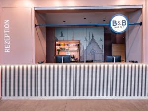 ล็อบบี้หรือแผนกต้อนรับของ B&B Hotel Nürnberg-Hbf