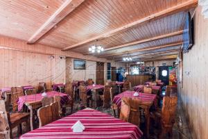 Restoran ili neka druga zalogajnica u objektu ПІД МАГУРОЮ