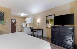 Köök või kööginurk majutusasutuses Extended Stay America Select Suites - Chicago - Naperville - West