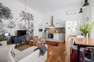 Foto de la galería de Charming and unique apartment with balcony by the Great Synagogue en Budapest