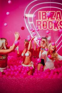 Apgyvendinimo įstaigoje Ibiza Rocks Hotel - Adults Only viešintys svečiai