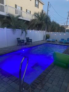 Piscina a Beach Breeze 3, pet friendly, walking distance to Atlantic Ocean free parking o a prop