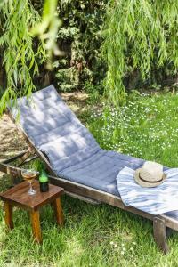 Un jardín fuera de Posada Santa Ana