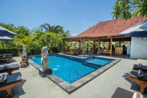 Bagus Dream Beach Villa Lembongan 내부 또는 인근 수영장