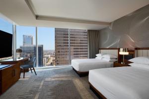 Легло или легла в стая в JW Marriott Dallas Arts District