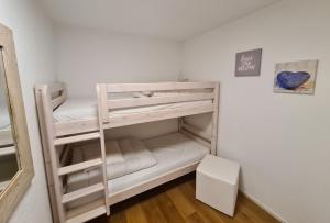 Una cama o camas en una habitación de Haus Allod 205